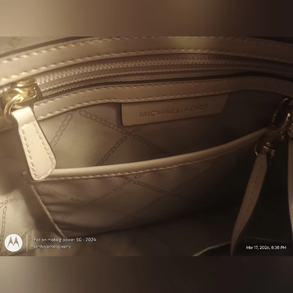 Michael Kors Medium Logo Convertible Crossbody Bag Authentic With Tags Euc - Picture 7 of 15